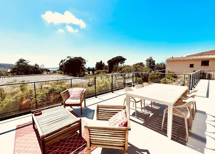 Livia Piscine 500m *