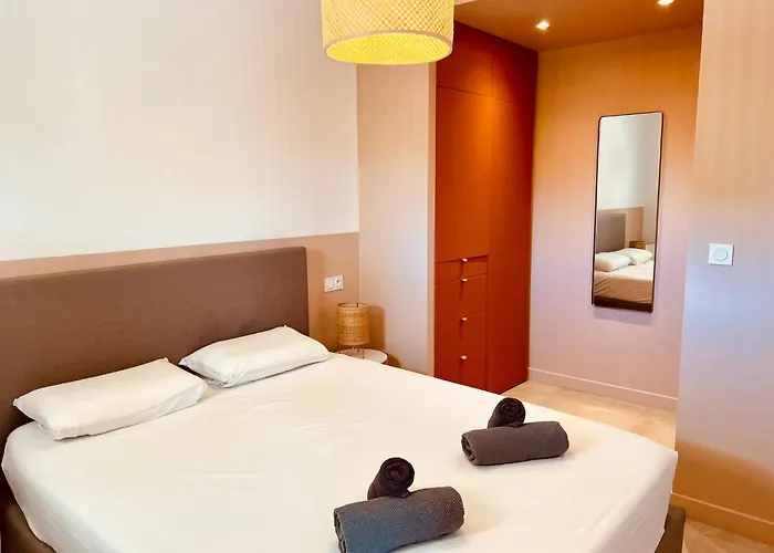 Livia Piscine 500m *