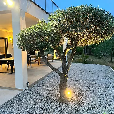 Vakantiehuis Livia Piscine 500m *