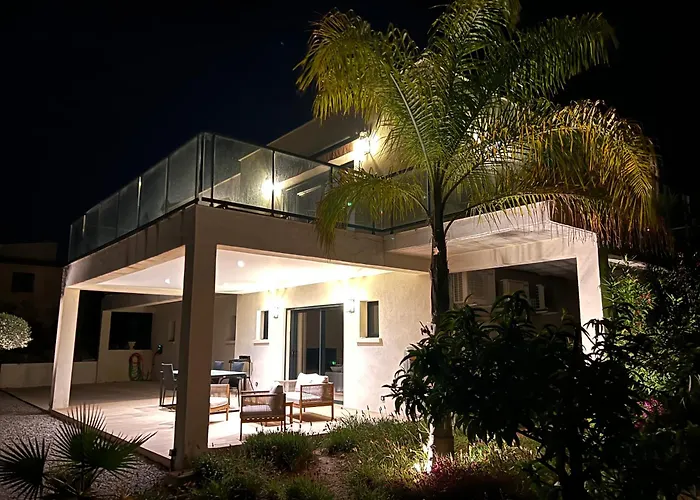 בית נופש Livia Piscine 500m *